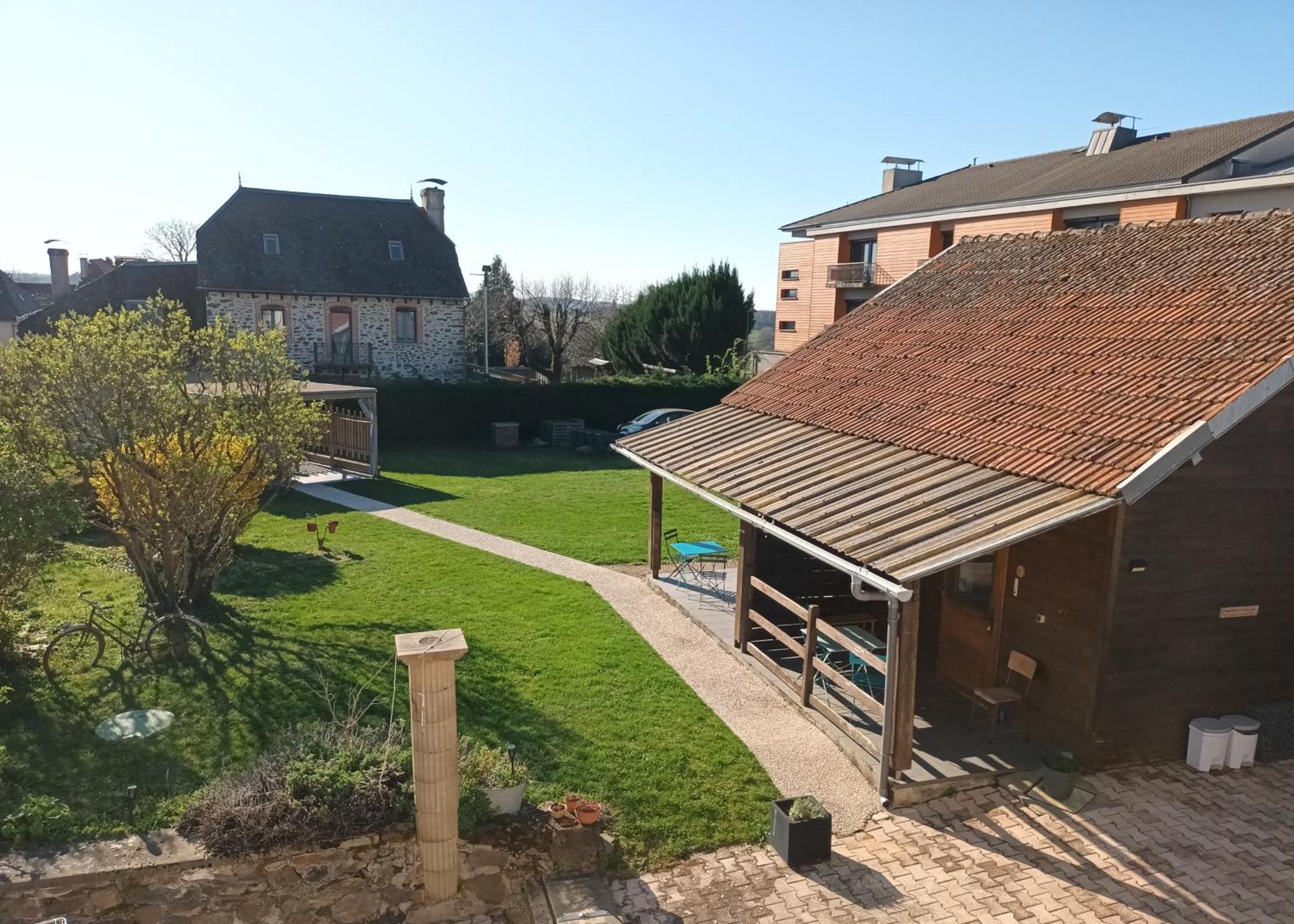 Le Miraillet, Chambre Hote Saint-Illide Exteriör bild